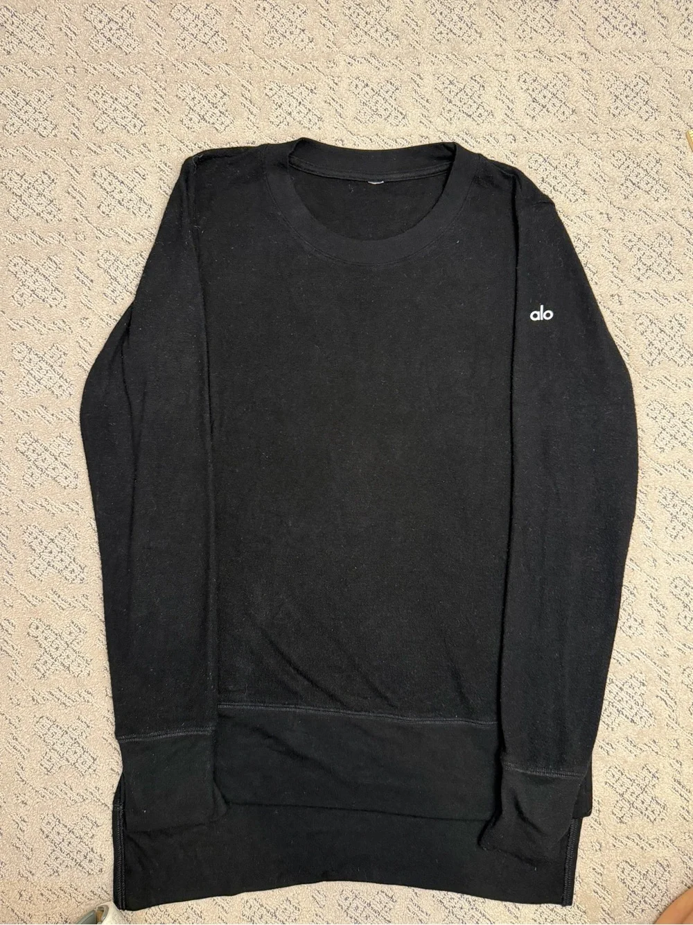 ALO Yoga Black Crewneck Sweater